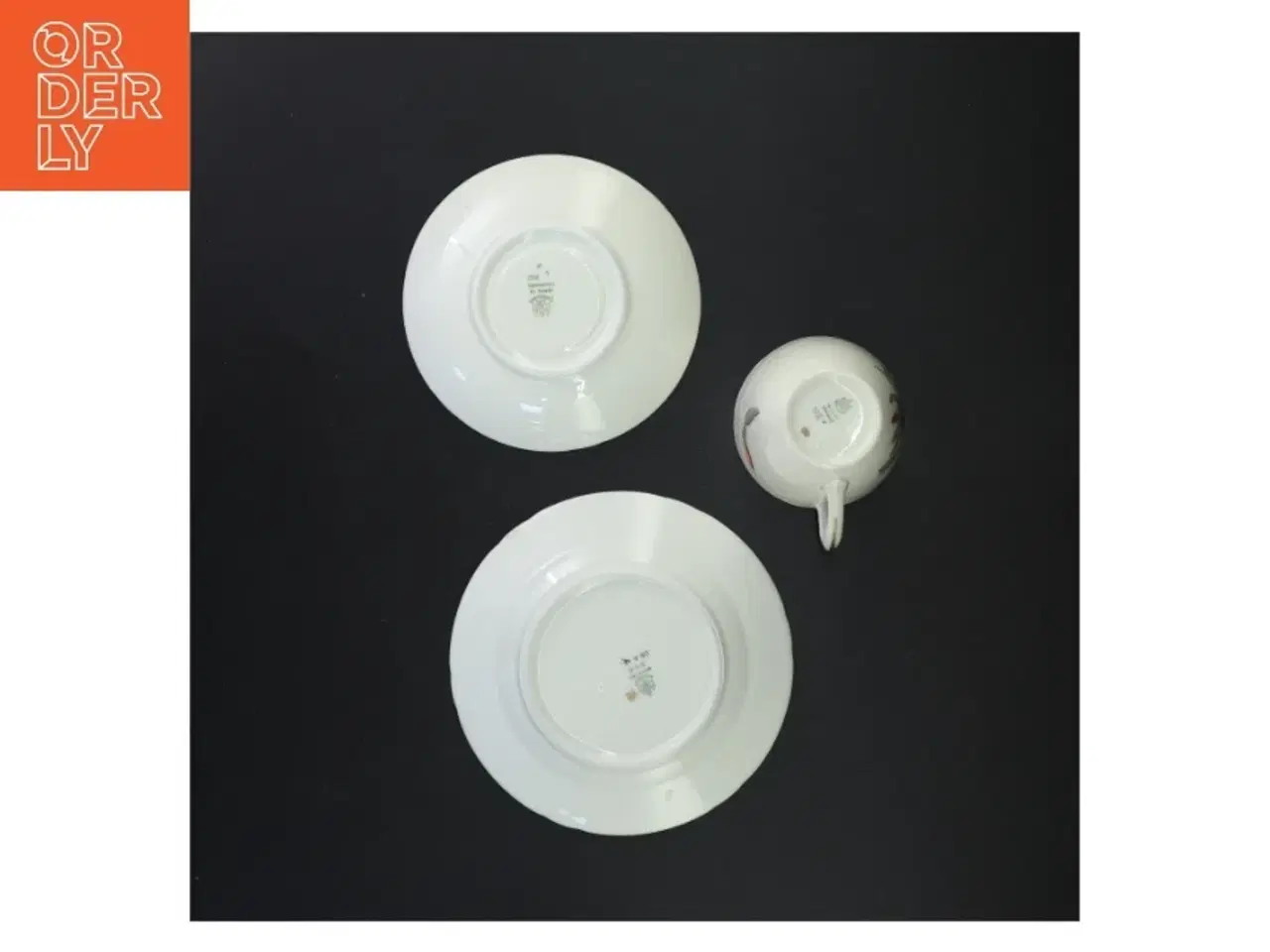 Billede 2 - Porcelænskopper og underkopper fra Bing Og Grøndal (str. 15 x 9 cm)