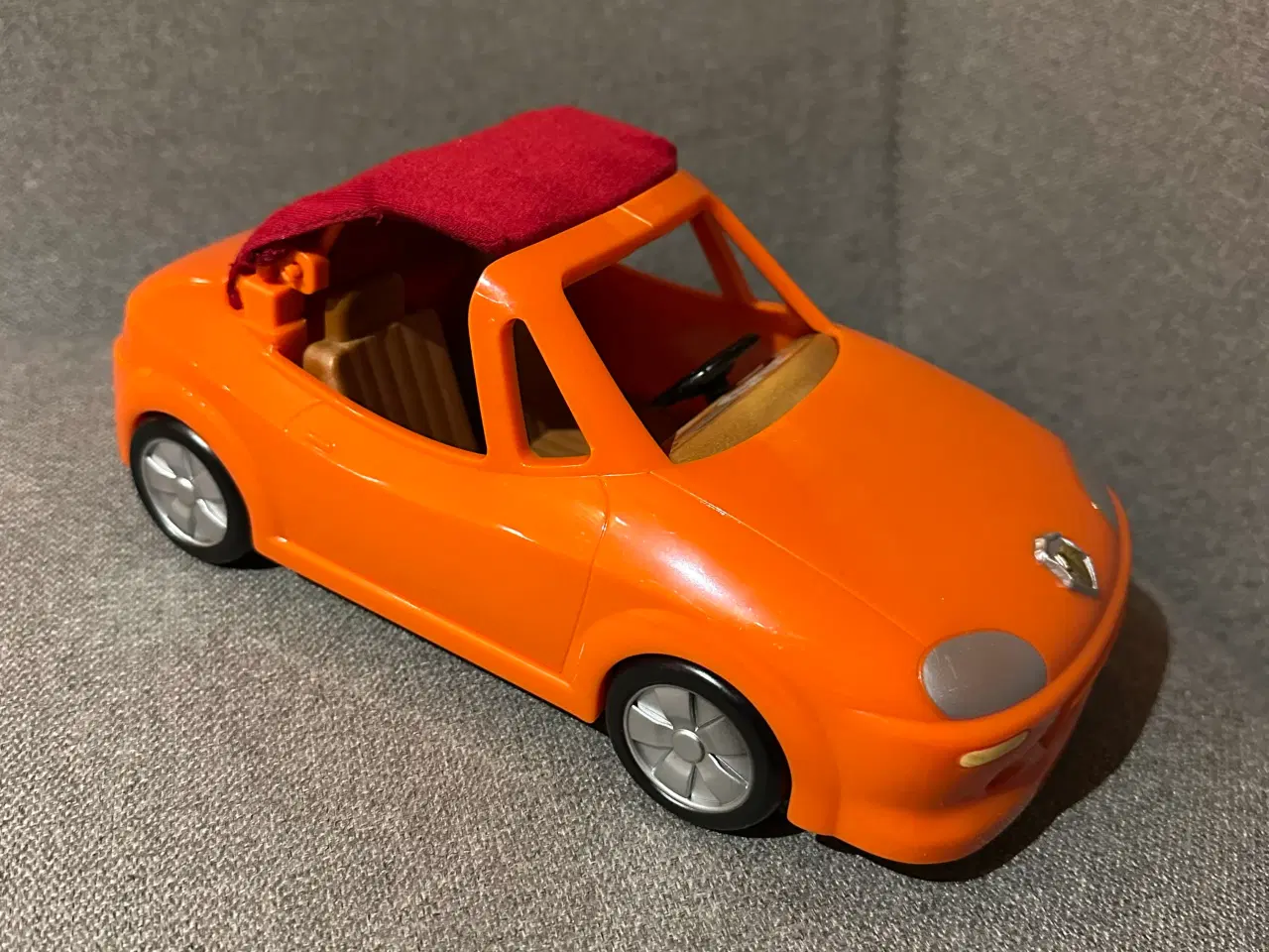 Billede 5 - Sylvanian børnehave med inventar, bil, figurer 