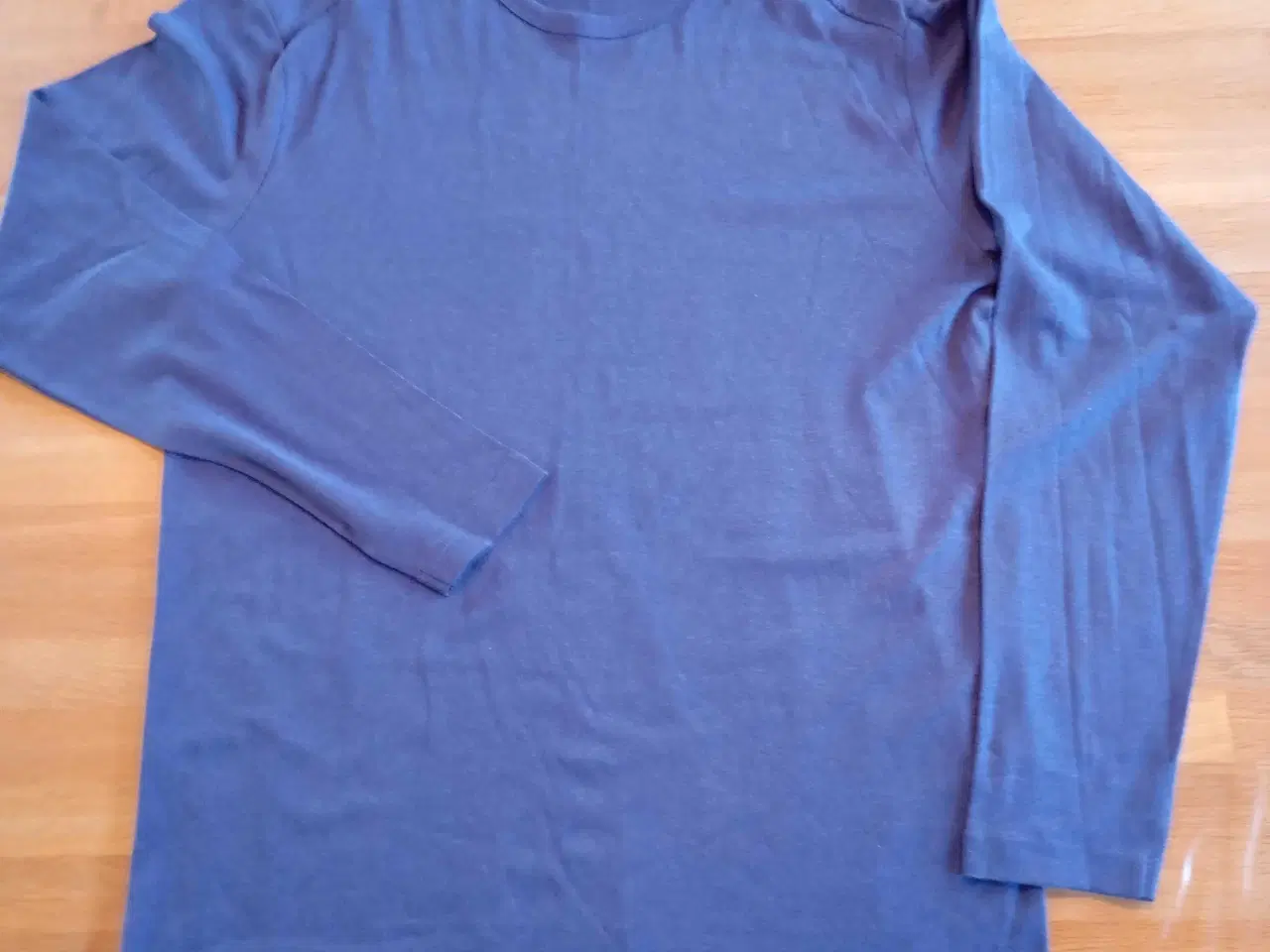 Billede 1 - Sweatshirt Angelo Litrico 