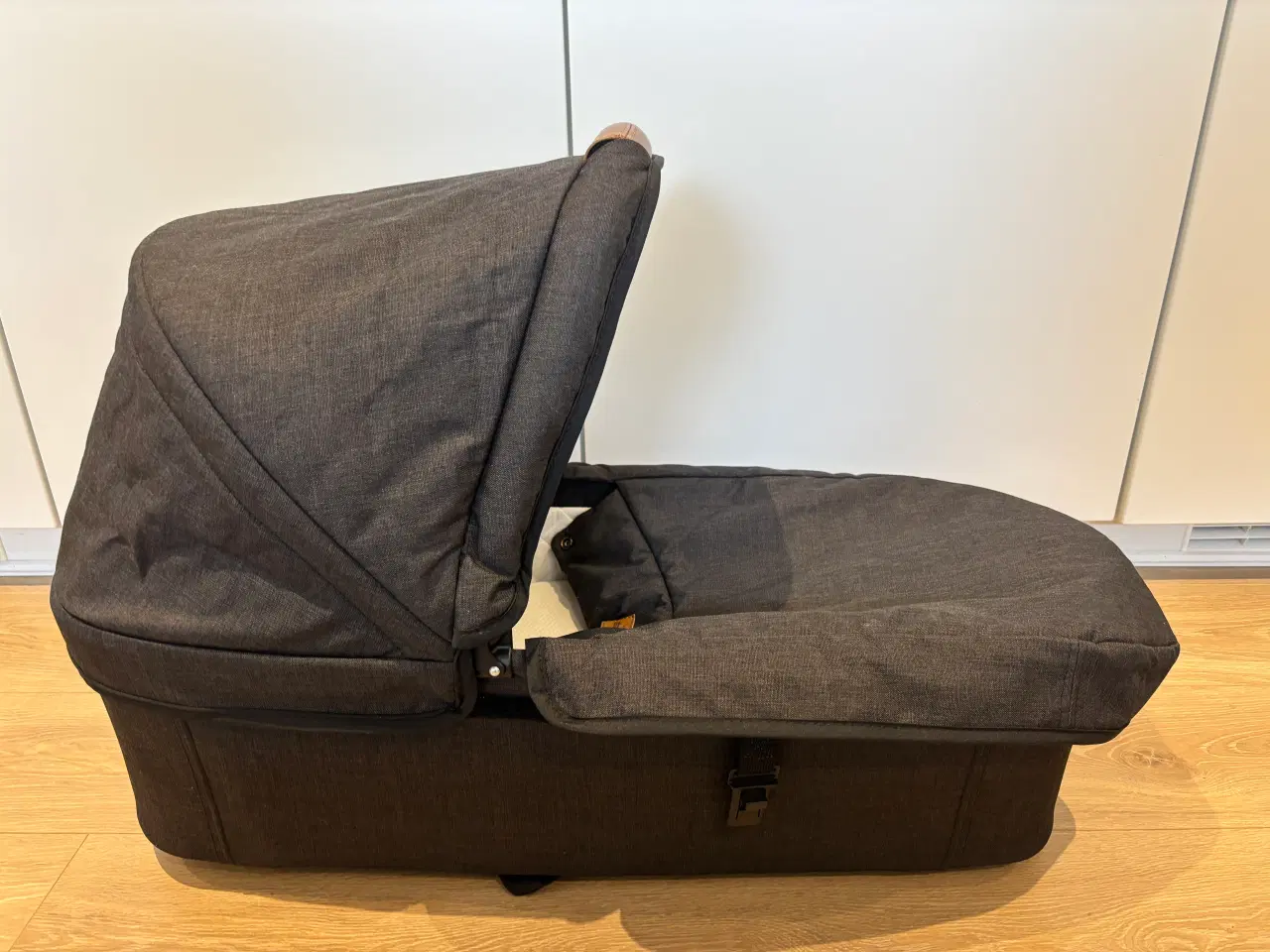 Billede 1 - Emmaljunga lift+ babydan madras
