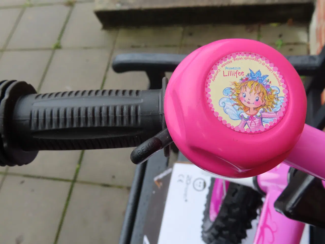 Billede 6 - Helt ny pink løbecykel 1-3 år. Hollandsk kvalitet