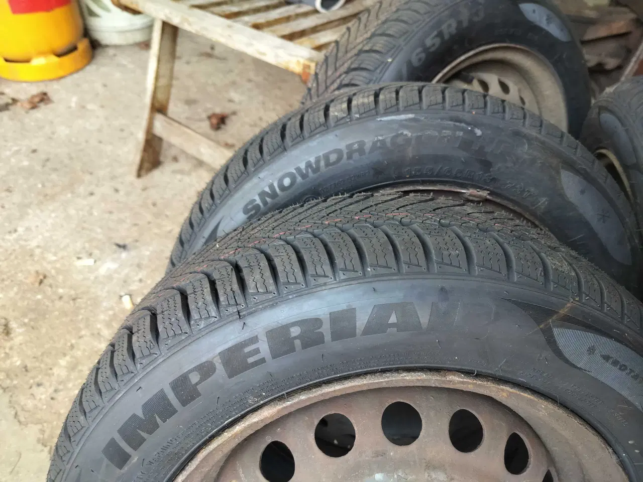 Billede 4 - Vinterdæk på fælge 