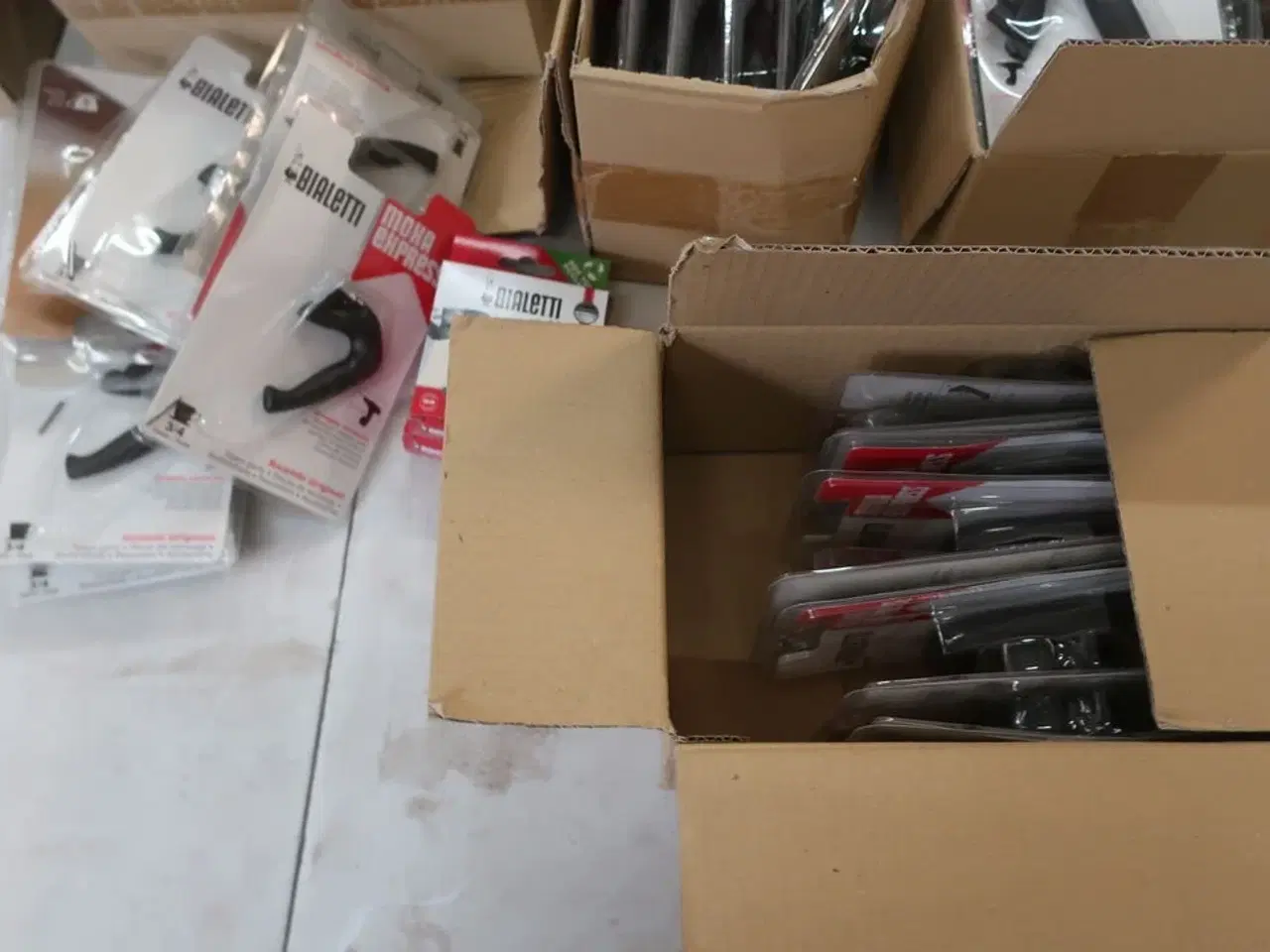 Billede 12 - Vareparti, kaffeproduktion BIALETTI, artikel BUGATTI