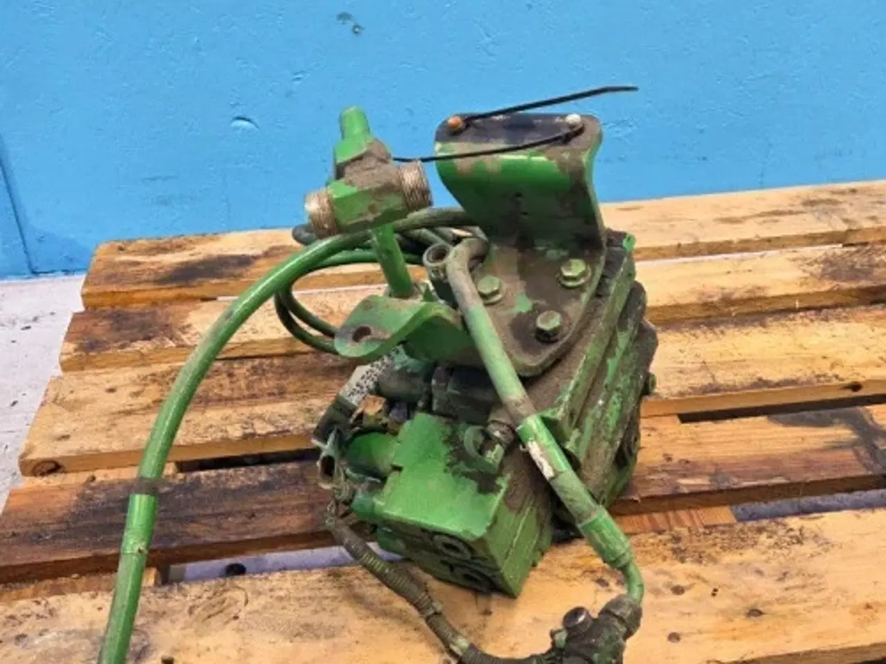 Billede 9 - John Deere 7920 Hydraulikventil RE267757