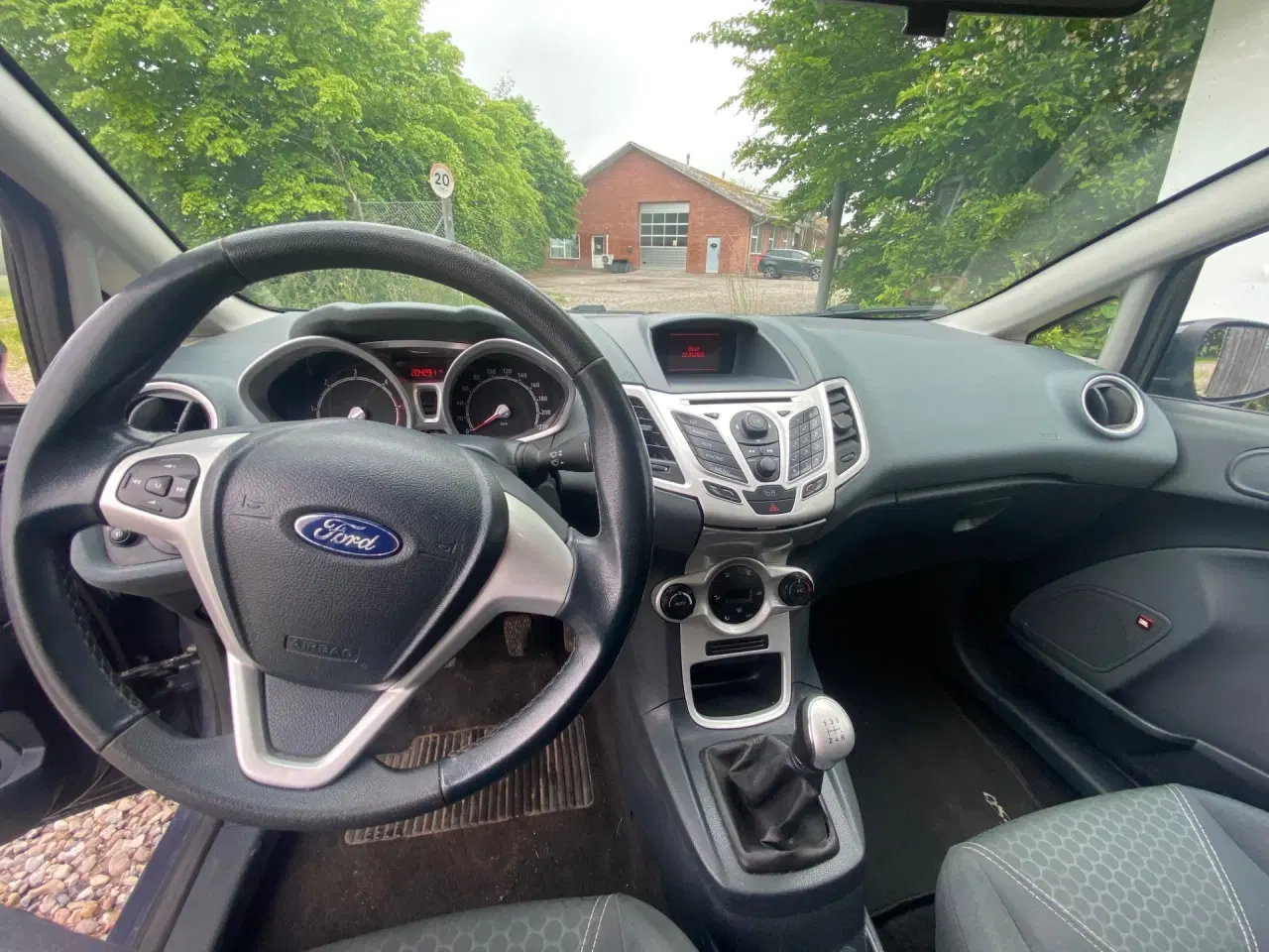Billede 8 - Ford fiesta titan model med jbl lyd system