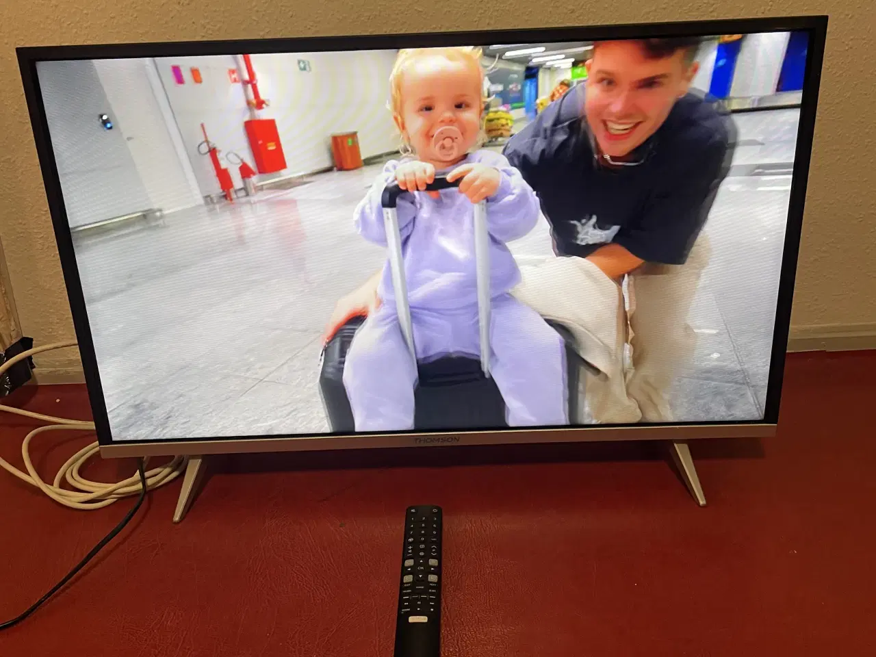 Billede 5 - Smart TV  thomson  32 tommer,