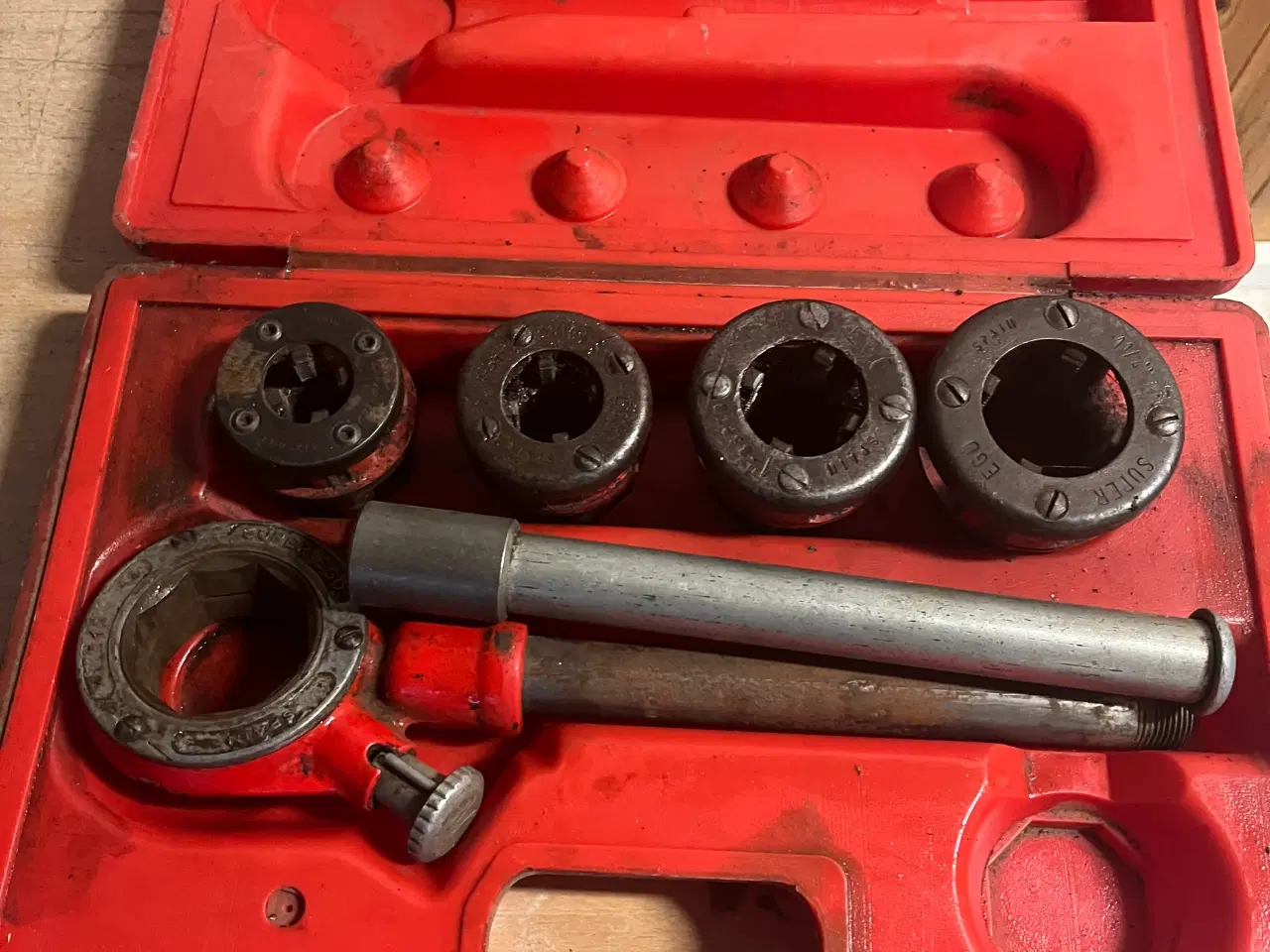 Billede 1 - Rørgevindskæresæt Super Ego