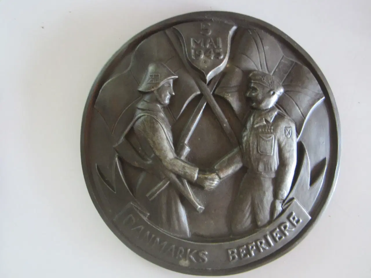Billede 1 - Platte 5. maj 1945 i Linda Metal Danmarks befriere