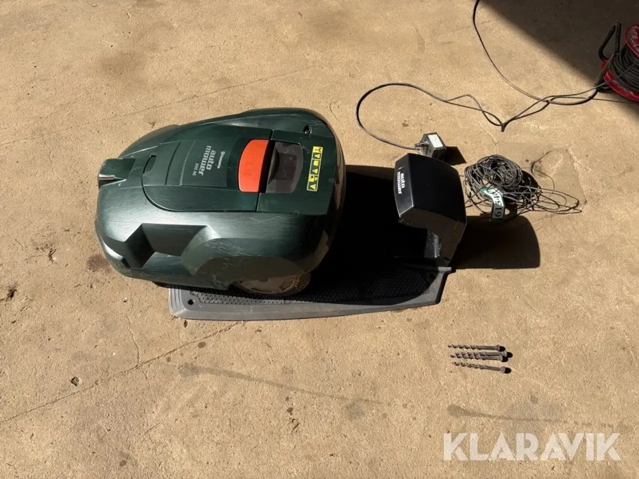 Billede 2 - Græsslåmaskine Husqvarna Auto mower 220 AC