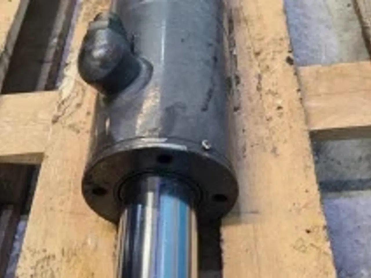 Billede 7 - New Holland LB115B Cylinder 87315531