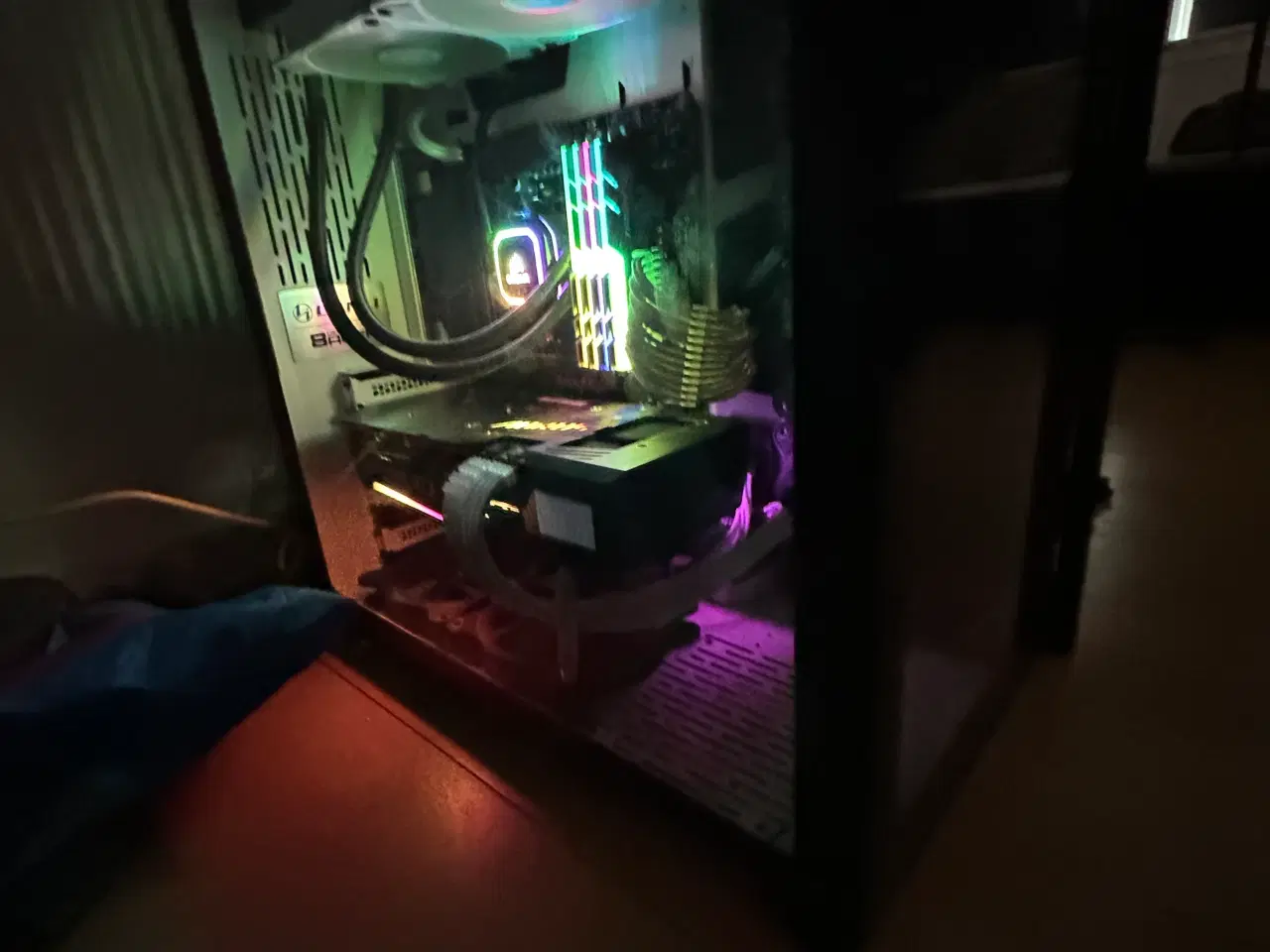 Billede 4 - GAMER SETUP/ Ryzen7 5800x3d