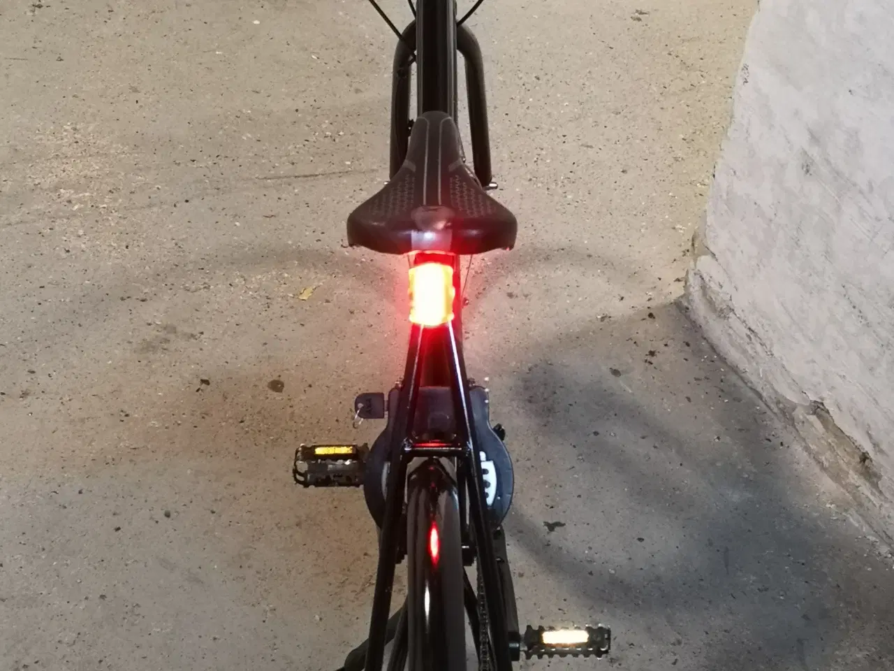 Billede 7 - X-ZITE  SPORT Alluminum  28"   57cm høj 7 gear.  N