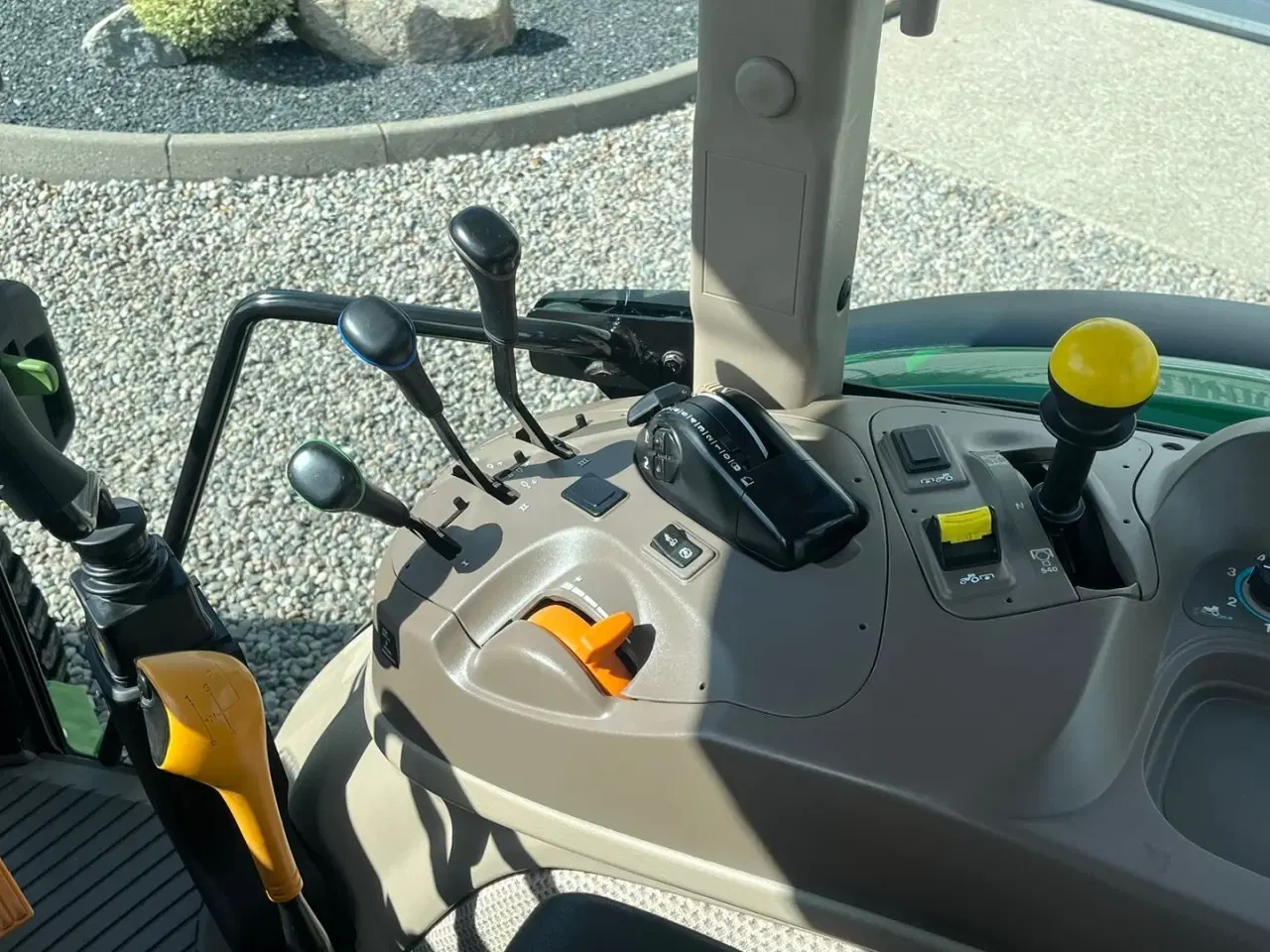 Billede 6 - John Deere 5090 M Med græsdæk