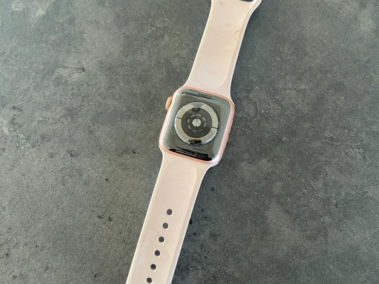 Billede 3 - Apple smart Watch series 5 - 40 mm