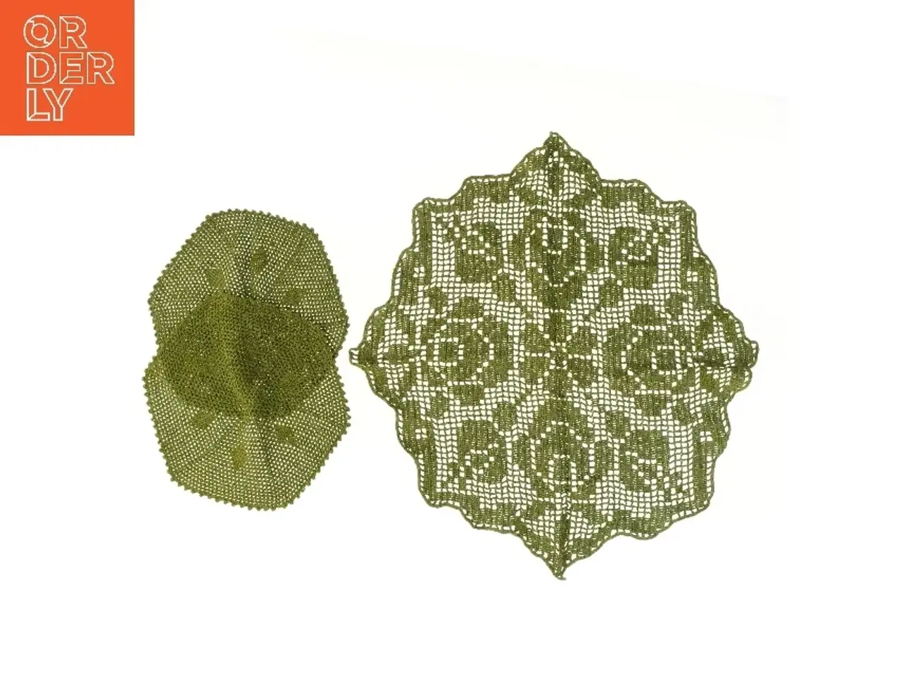 Billede 2 - Hæklede grønne duge og flakoner (str. 68x62 og 32x29 cm)