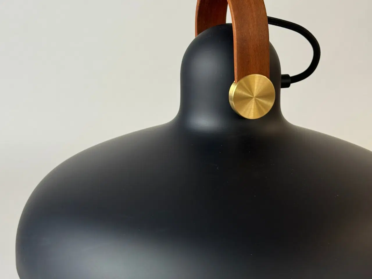 Billede 4 - Le Klint Carronade Pendel – Sort Ø40 cm
