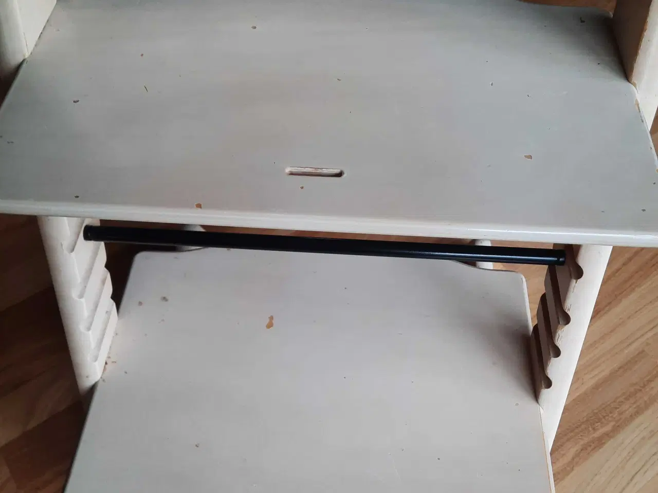 Billede 2 - Stokke højstol I lys træ