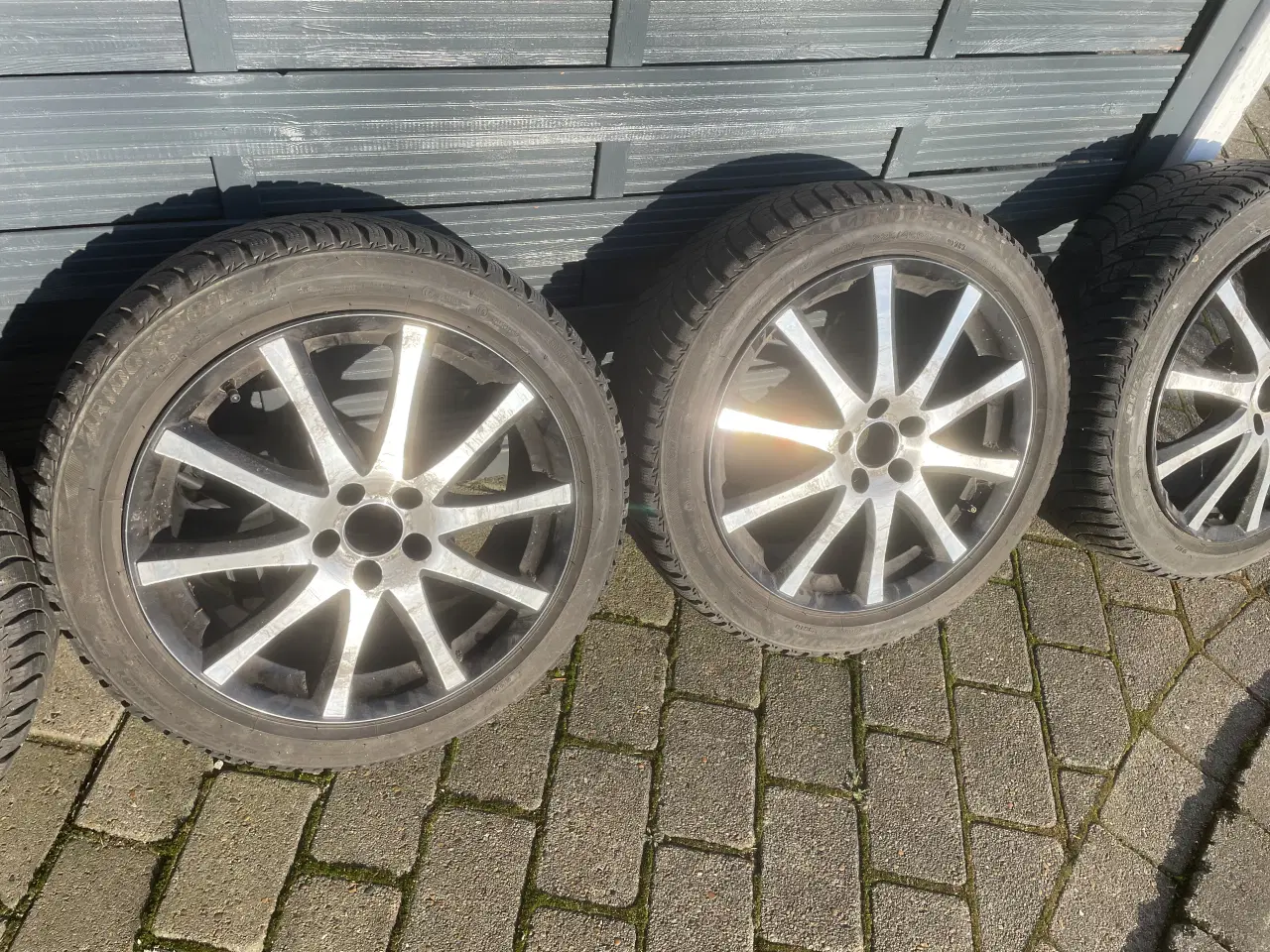 Billede 2 - Sælger de her sæt fælge med dækkene 7,5x17 ET35