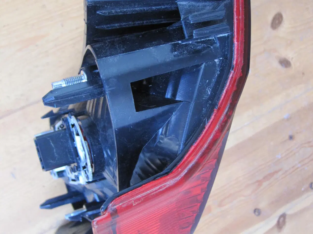 Billede 6 - V70 baglygte