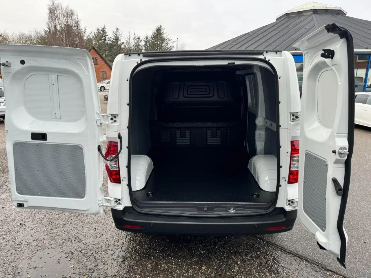 Billede 15 - Maxus e-Deliver 3 50 Cargo Van SWB