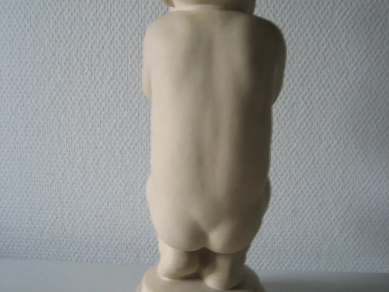 Billede 4 - Svend Lindhart figur af lille dreng