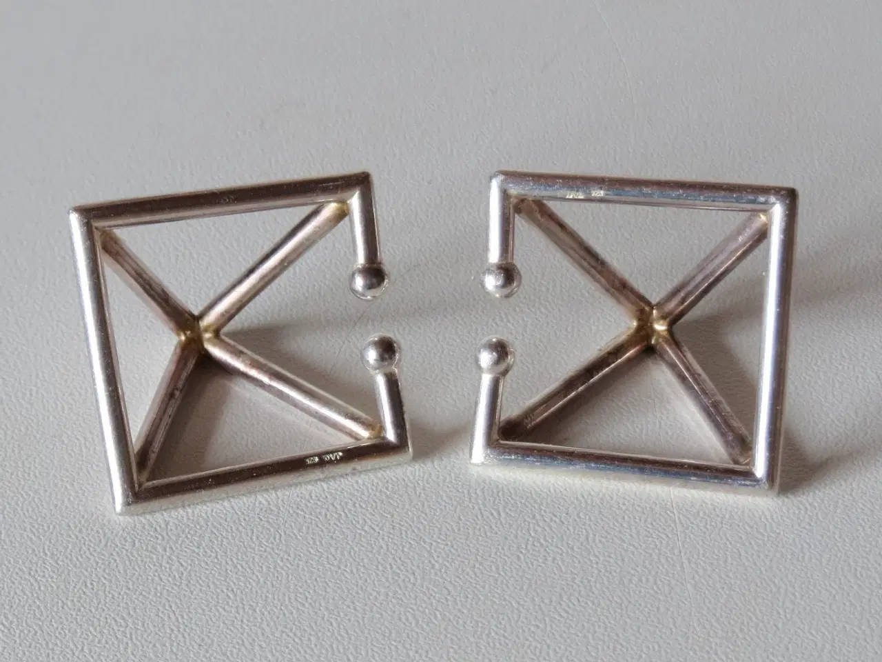 Billede 2 - Øresmykker, pyramider