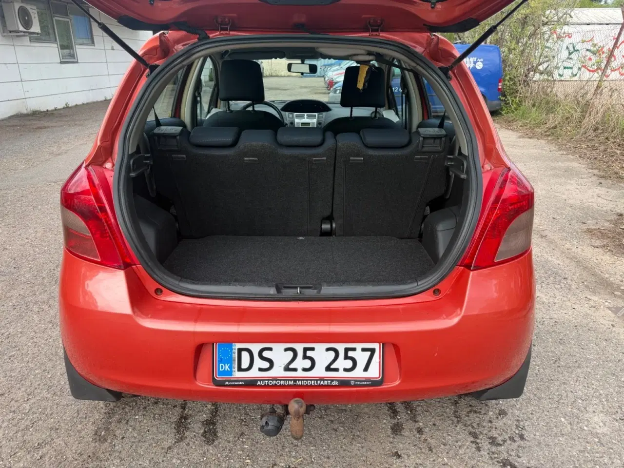 Billede 4 - Toyota Yaris 1,3 Luna