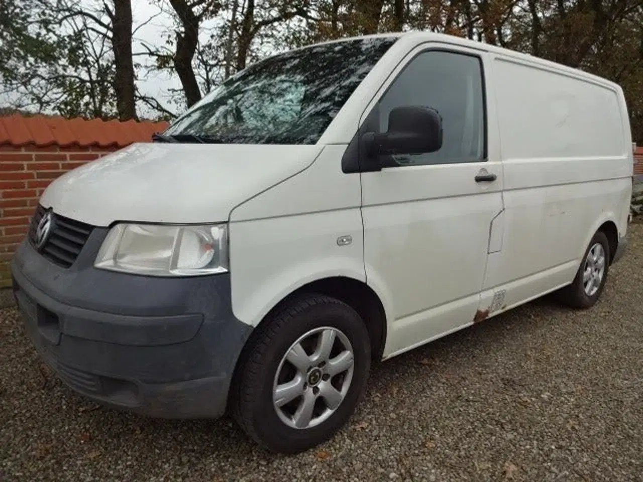 Billede 1 - VW Transporter 1,9 TDi 104 Kassevogn kort