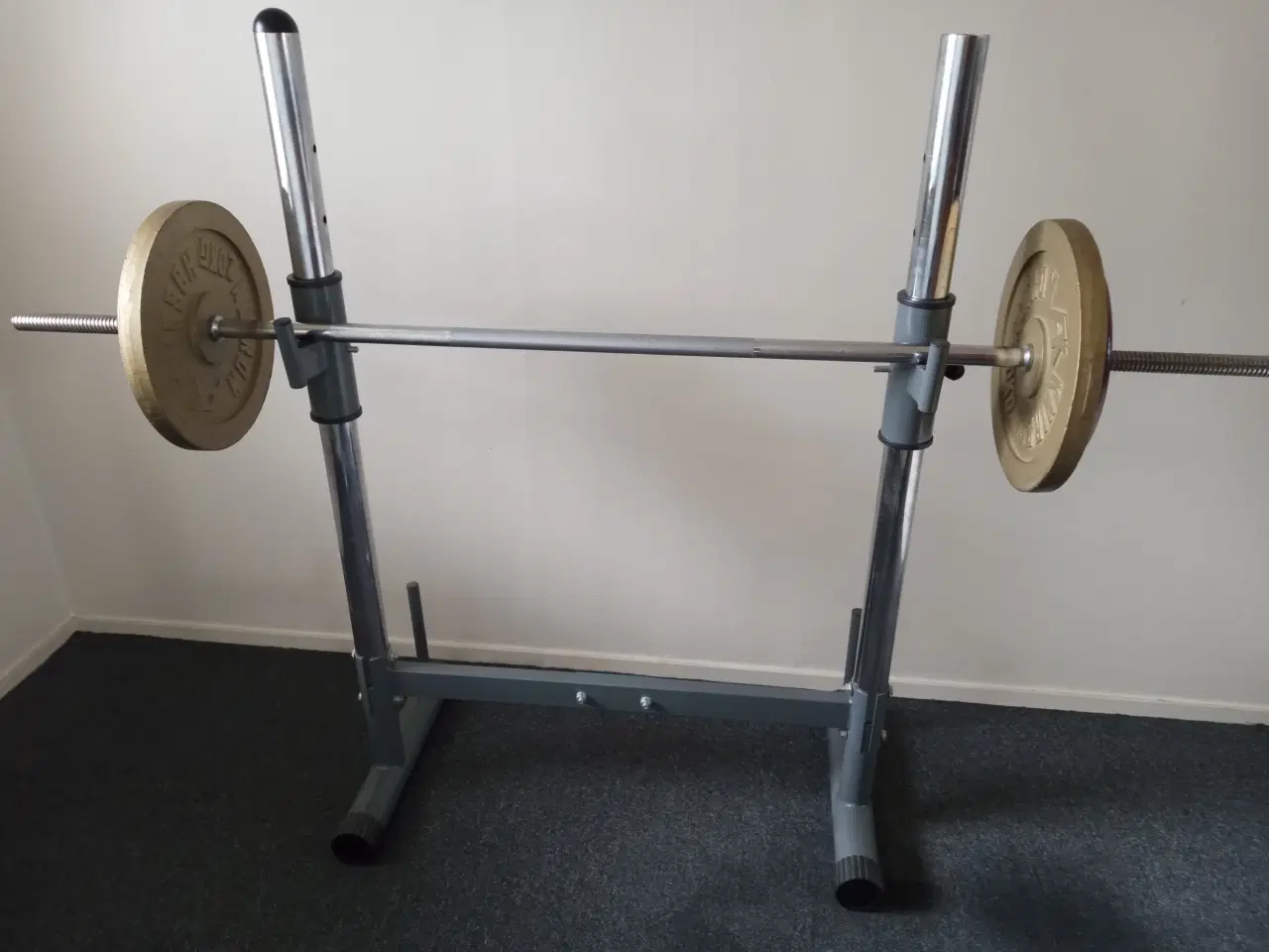 Billede 3 - Vægtstang m/ stativ + 60 kg vægtskiver