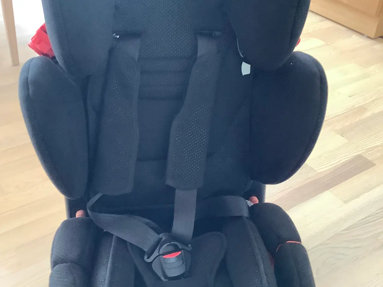 Billede 5 - Autostol, brugt til børnebørn “Recaro”