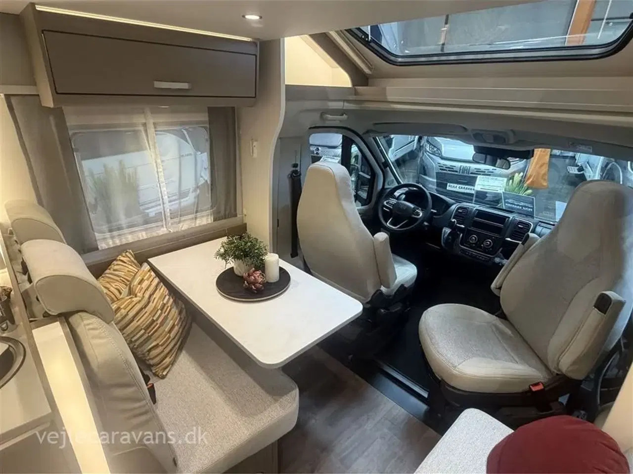 Billede 5 - 2026 - Carado T 328 Pro+