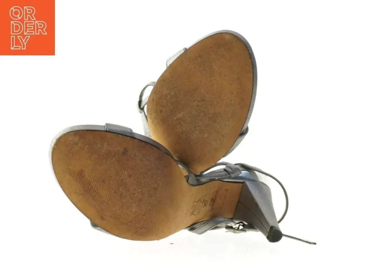 Billede 4 - Unisa skind sølv sandaler med hæl (str. 39 )