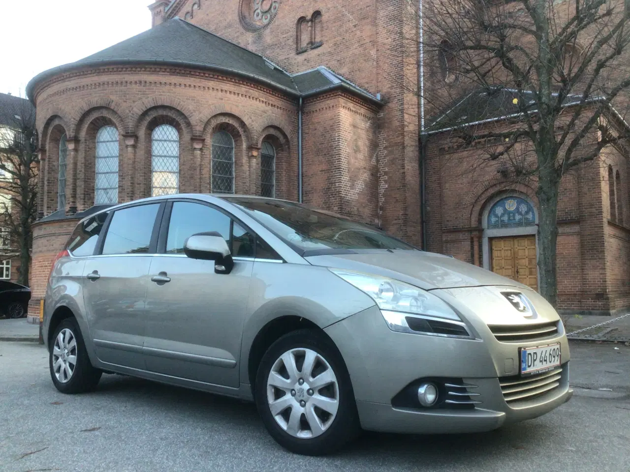 Billede 2 - Pæn nys Peugeot 5008 