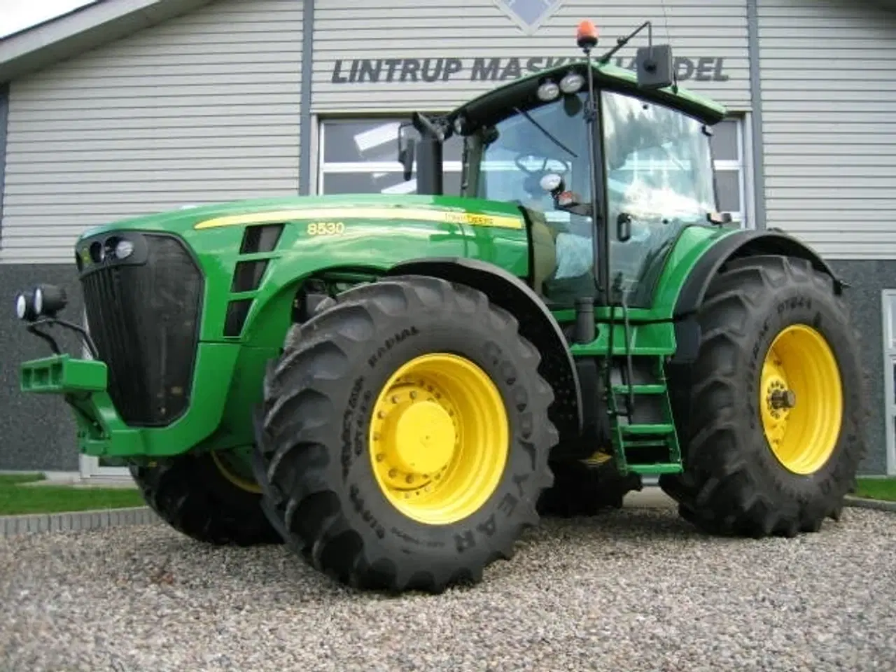 Billede 5 - John Deere Købes til eksport 7000 og 8000 serier traktorer