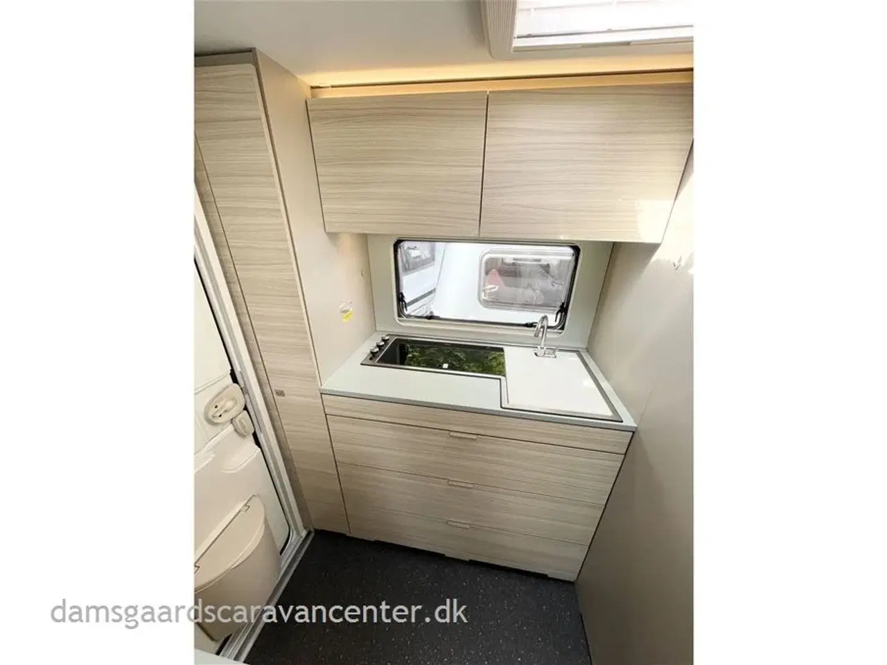 Billede 11 - 2022 - Adria Altea4Four 362 LH   Enkeltsenge - Mover - Telt