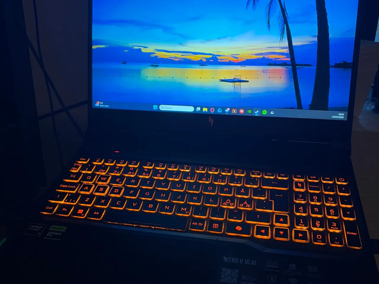 Billede 1 - Acer nitro v16 (2025)