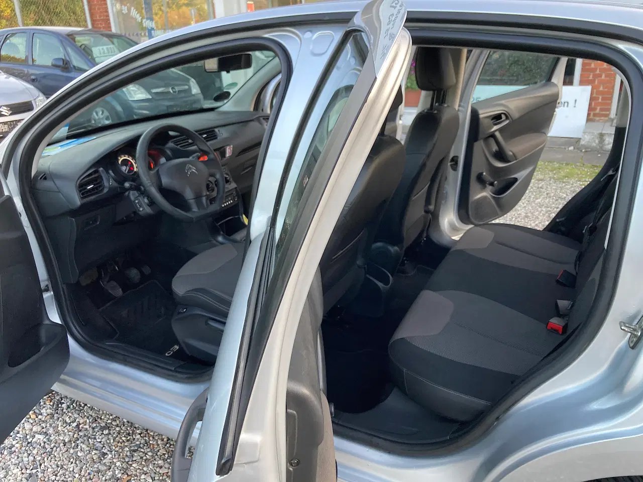 Billede 15 - Citroen C3 Nysyn meget Pæn og velholdt med lav km