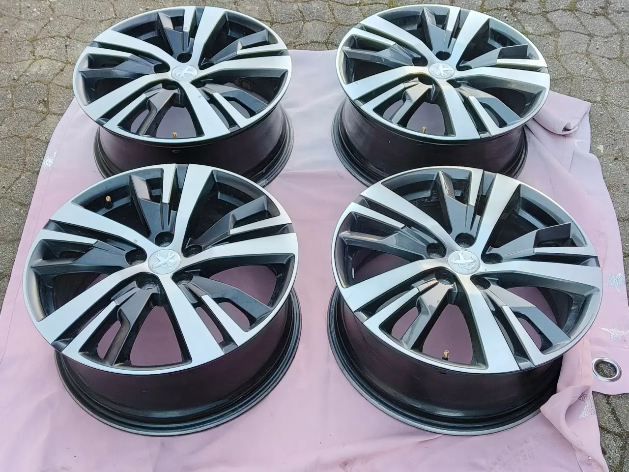 Billede 3 - Originale peugeot alufælge 18/5x108