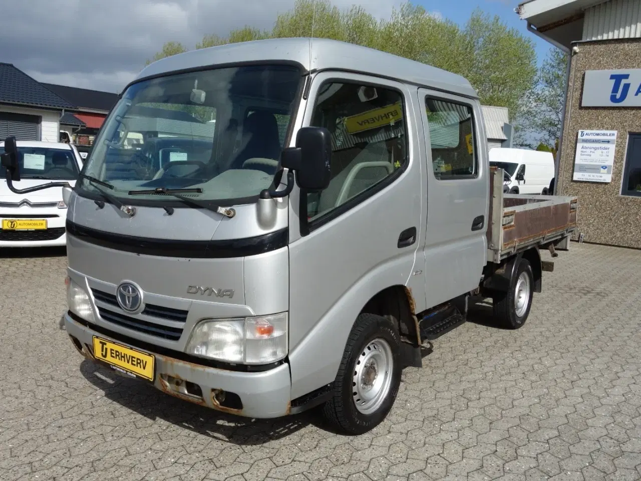 Billede 2 - Toyota Dyna 100 3,0 D-4D Db.Kab m/trælad