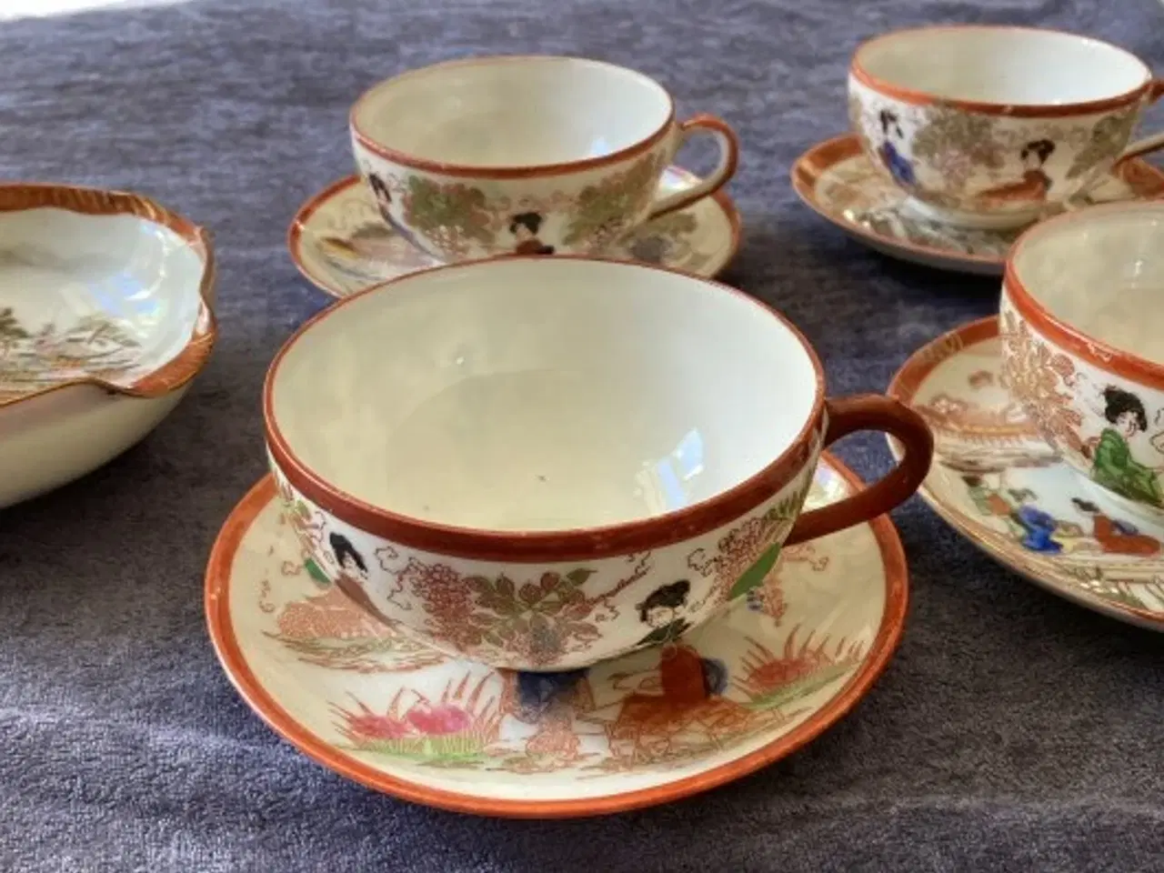 Billede 2 - Kinesiske mokkakopper + skål