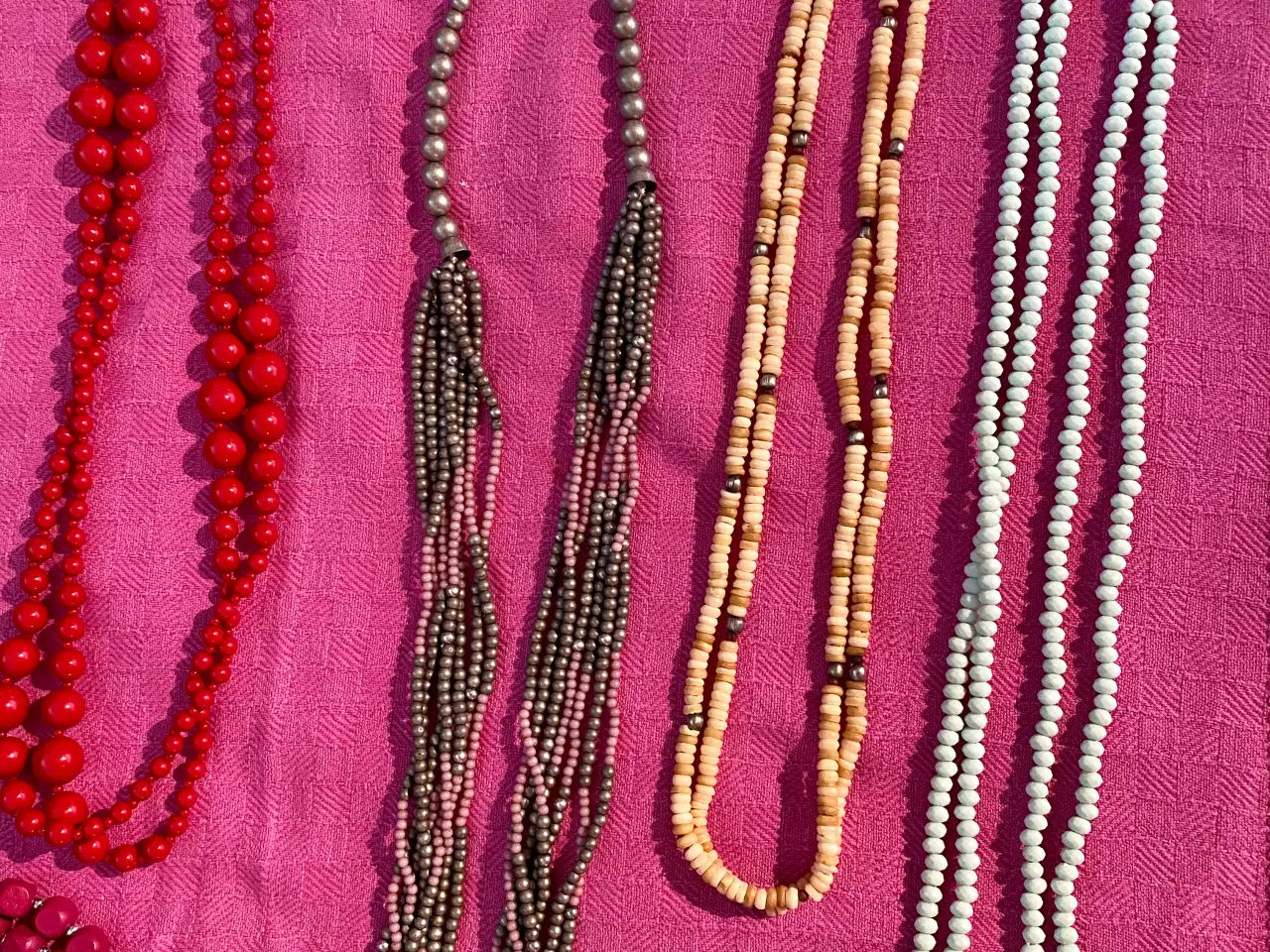 Billede 3 - Flotte halskæder med perler