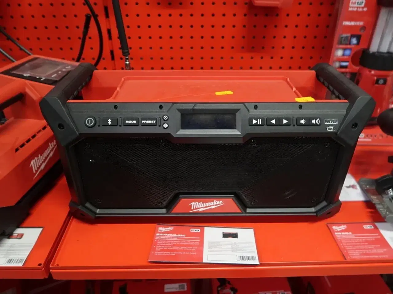 Billede 1 - Arbejdsradio MILWAUKEE M18 RADDAB+G2-0