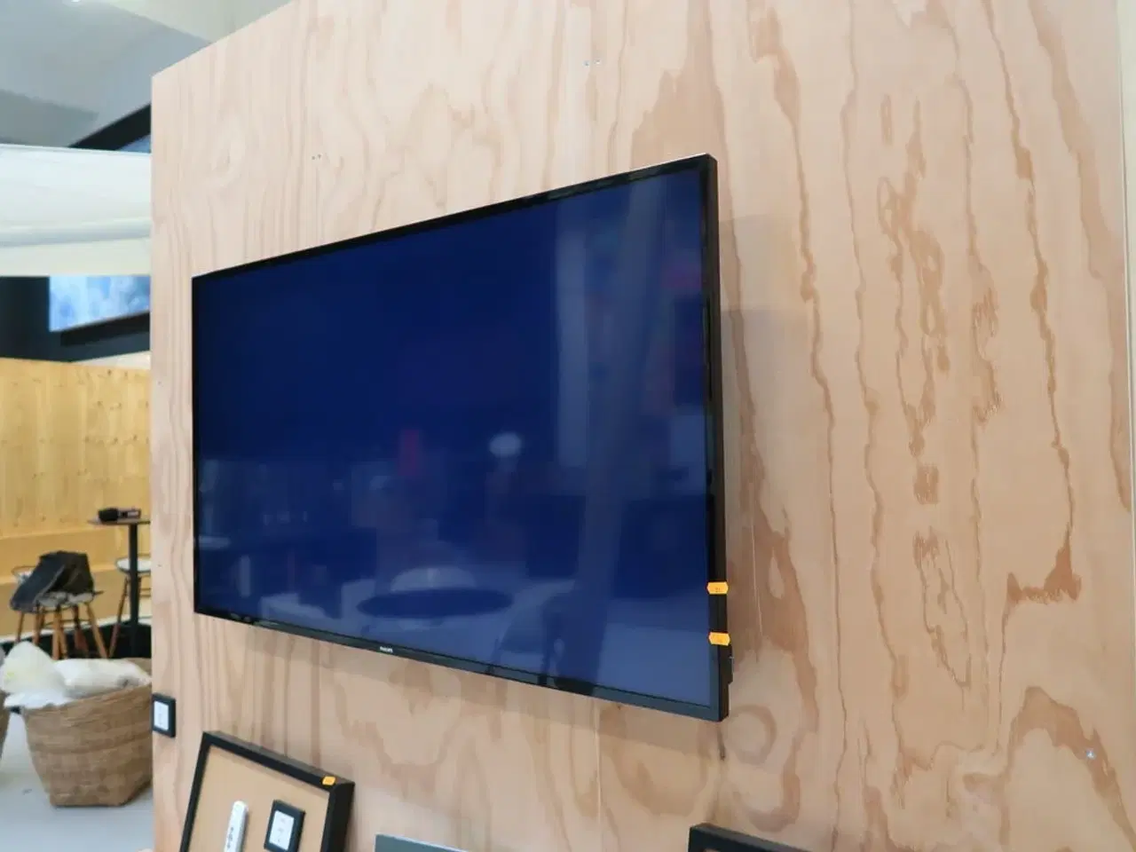 Billede 2 - Fjernsyn PHILIPS med fjernbetjening