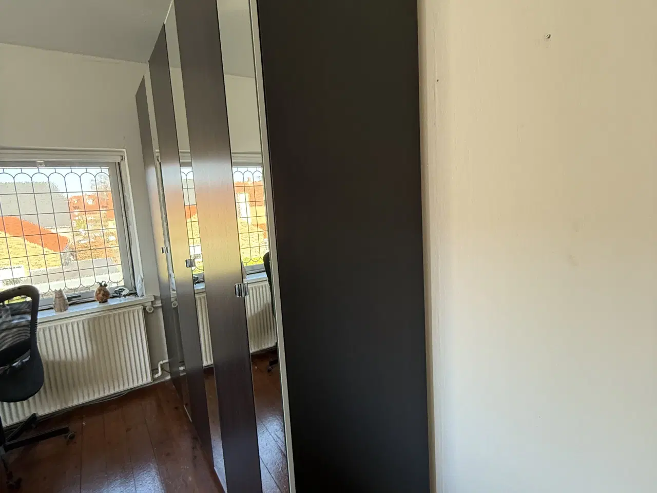 Billede 3 - IKEA PAX flot garderobeskab. 