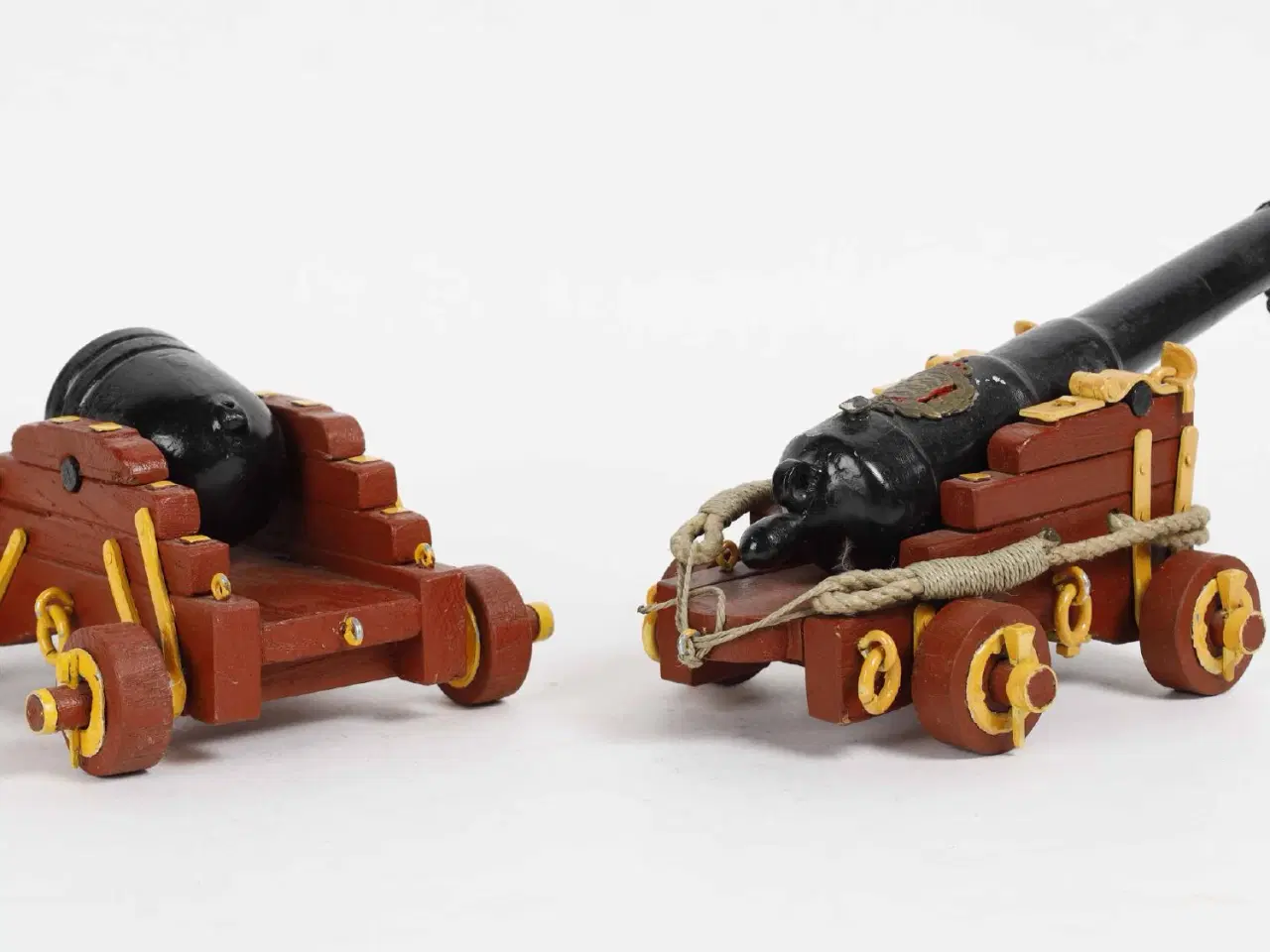 Billede 2 - To kanoner