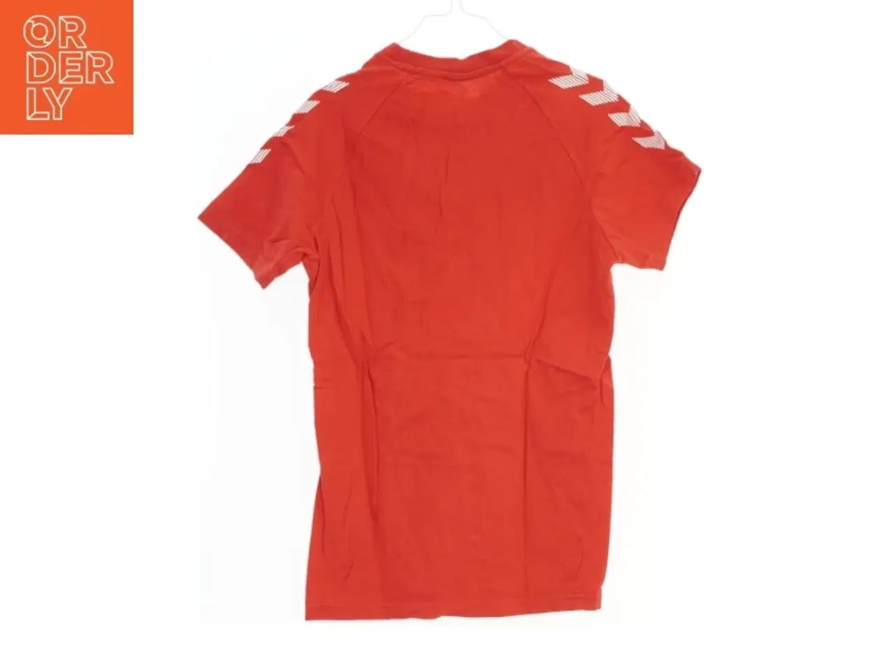 Billede 2 - Rød T-shirt med DBU logo fra Hummel (str. 164)