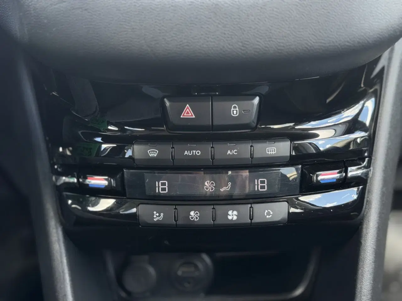 Billede 14 - Peugeot 208 1,2 VTi Active 82HK 5d