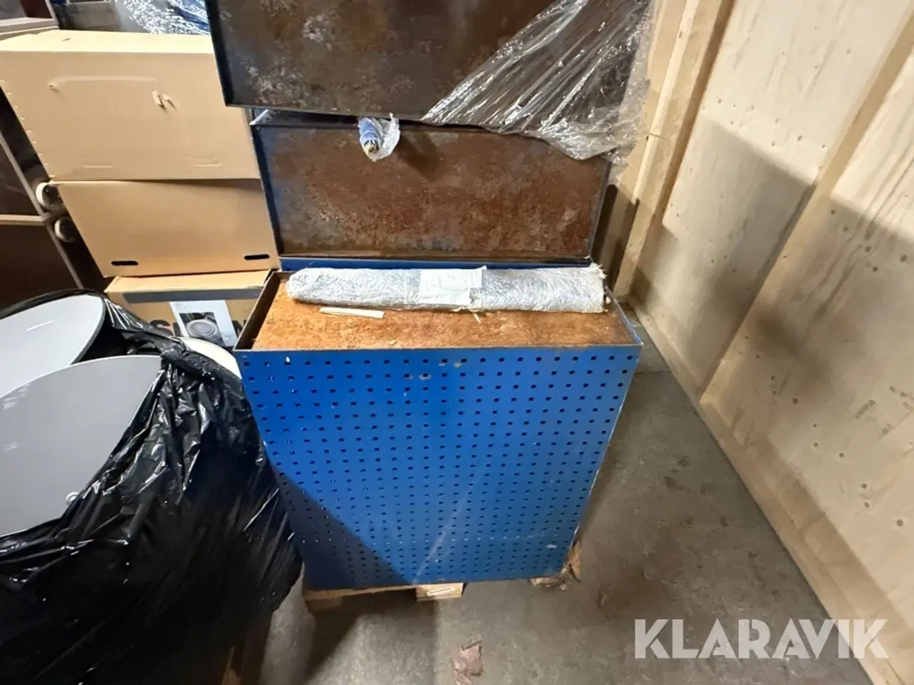 Billede 9 - Værkstedsskab 6 styk.