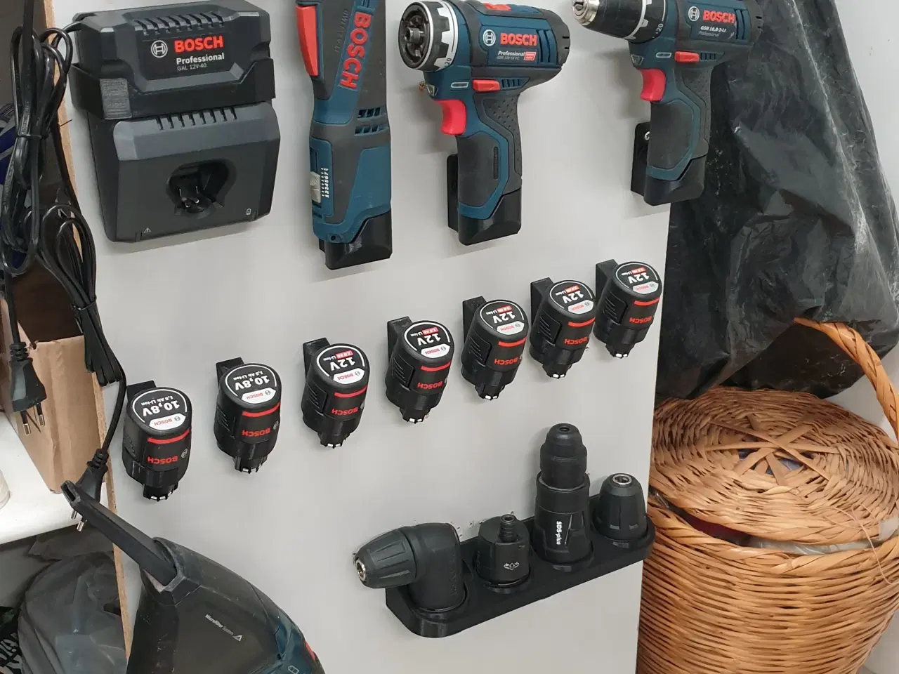Billede 2 - Blå Bosch 18v Flexiclick – adapter holder