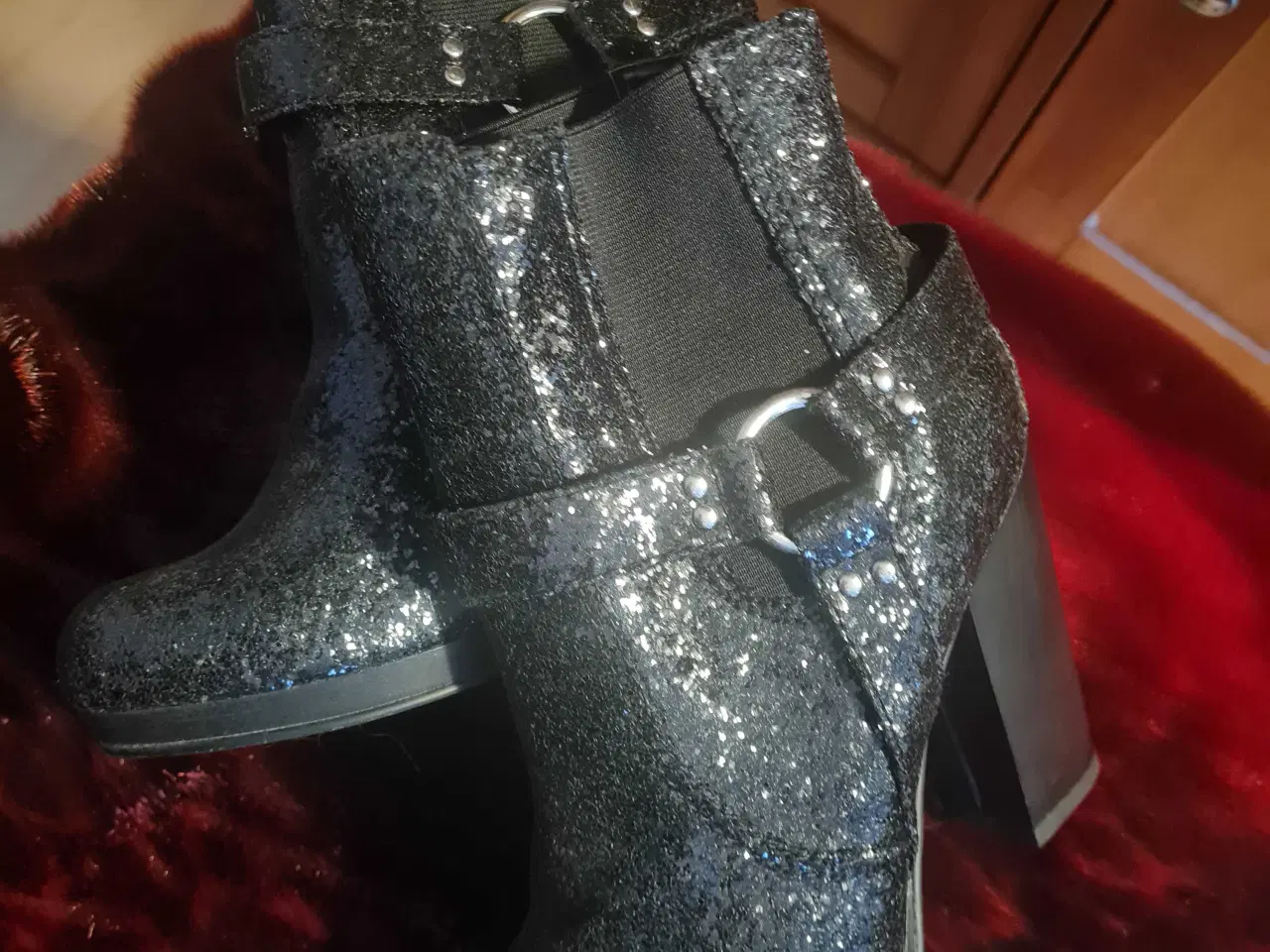 Billede 2 - Glimmer fest støvler str 38